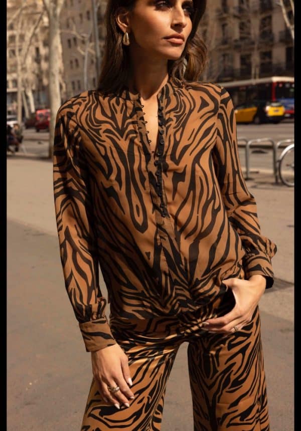 Clothes NEMA JANAN ANIMAL PRINT SHIRT