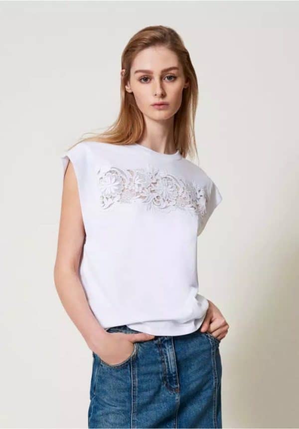 New Collection TWINSET T-SHIRT WITH LACE APPLIQUÉ