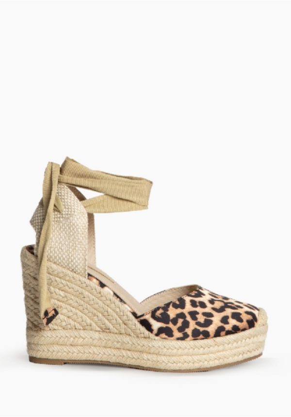 Sales CORINA VALENCIAN STYLE PLATFORM