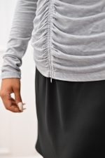 New Collection C KONTOVA ZIP TOP GREY