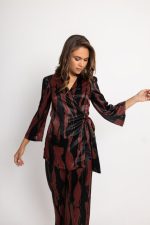 New collection OPEN FASHION CROSSOVER SET WITH GOLDEN DETAILS