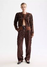 New collection SCOTCH & SODA FAYE HIGH RISE TAPERED LEG SATIN CARGO PANT