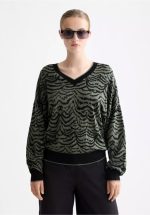 New collection SCOTCH & SODA JACQUARD V NECK PULLOVER
