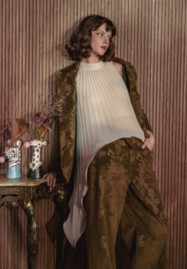 New Collection PHILIA LOFT ASYMMETRIC TOP