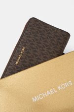 New collection MICHAEL KORS TRAVEL CONTINENTAL WALLET