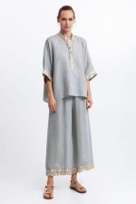 Clothes GREEK ARCHAIC KORI  PANTS FLAKES WAISTBAND DRAWSTRING AND BLOUSE FLAKES