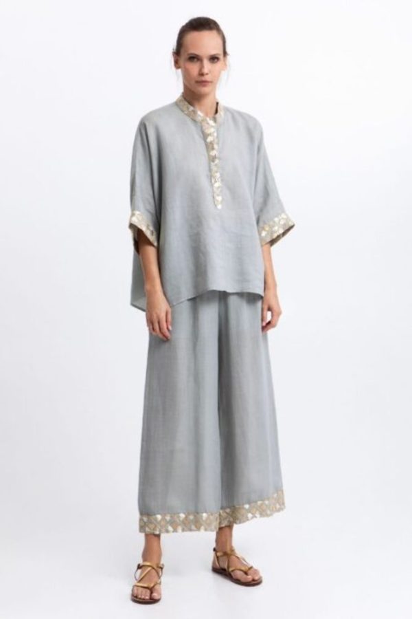 Clothes GREEK ARCHAIC KORI  PANTS FLAKES WAISTBAND DRAWSTRING AND BLOUSE FLAKES