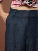 Clothes WE ARE DENIM CROPPED PANTS