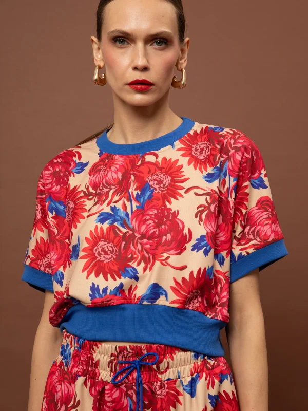 Clothes WE ARE FUTTER CROPPED TOP