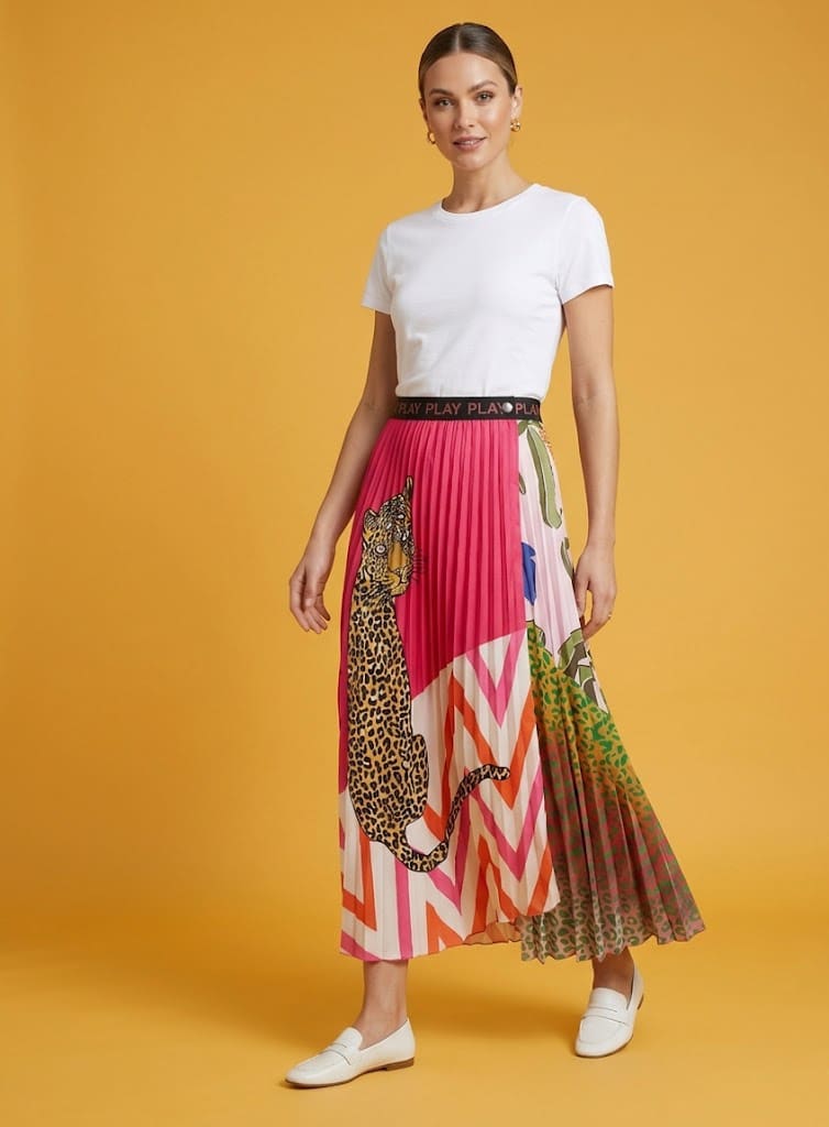 New Collection C.MANOLO PINK PLEATED MAXI SKIRT WITH LEOPARD PRINT New Collection C.MANOLO PINK PLEATED MAXI SKIRT WITH LEOPARD PRINT