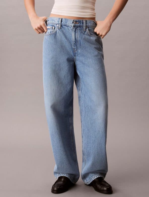 New Collection CALVIN KLEIN JEANS RALAXED BARREL