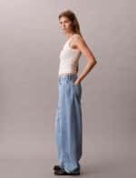 New Collection CALVIN KLEIN JEANS RALAXED BARREL