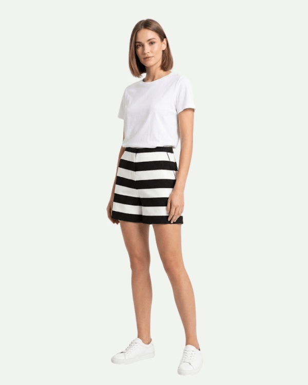 New collection CKONTOVA NAVY STRIPED SHORTS