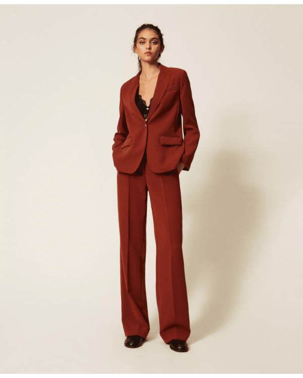 New collection TWEENSET CREPE BLAZER WITH HEART – SHAPED BUTTOM