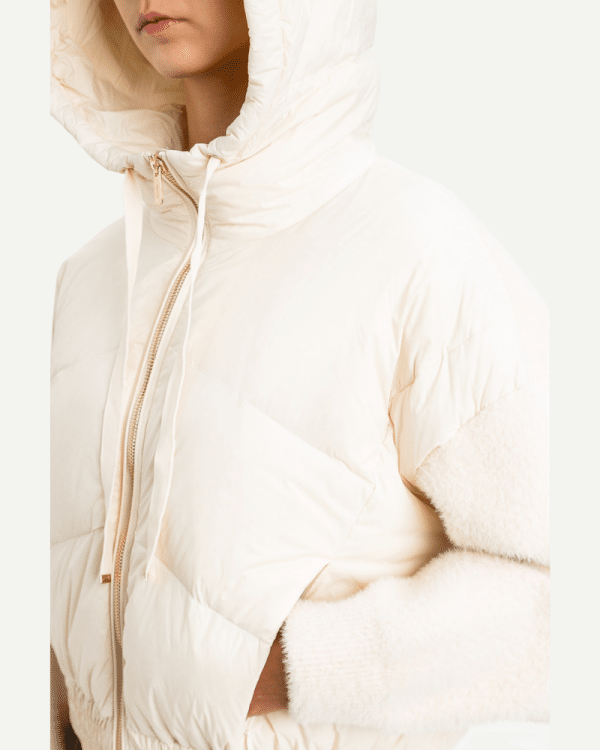 New Collection ΤWINSET CREAM PUFFER BOMBER