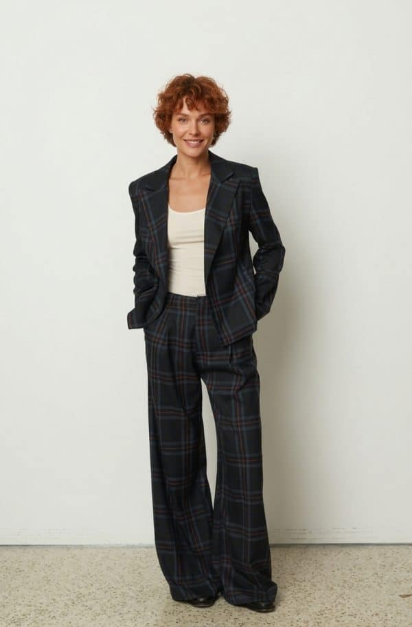 New Collection CKONTOVA NAVY PLAID BLAZER & PANTS